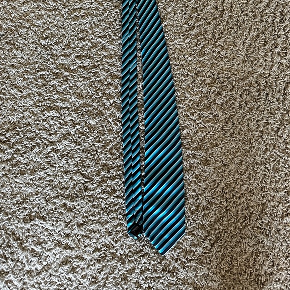 3 Ties. Various brands - Picture 2 of 7